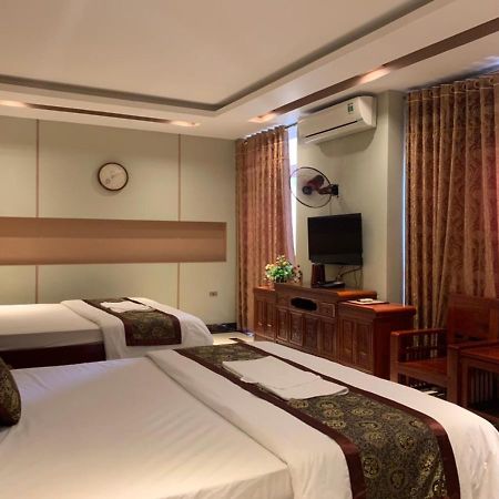 Khach San Hoang Gia 2 Lao Cai Hotel Exterior photo